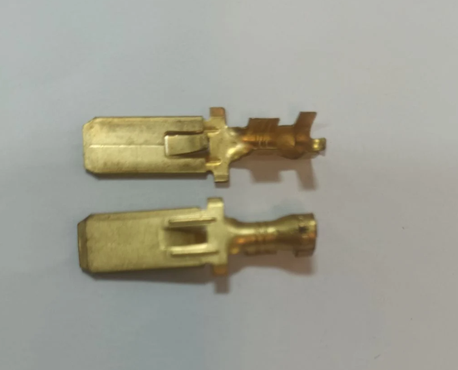 หัวสายเสียบ OTP แบน-ใหญ่ ตัวผู้ 7.5mm