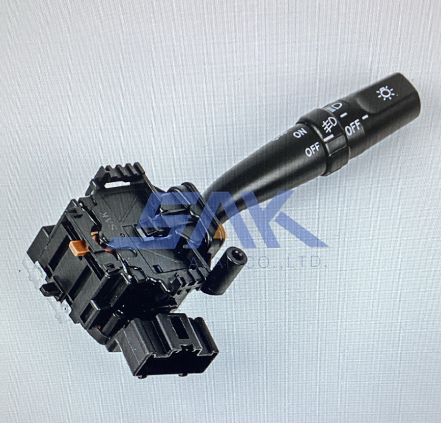 [SAK] - สวิตช์ยกเลี้ยว มีสปอตไลท์ TOYOTA COMMUTER 05-18
