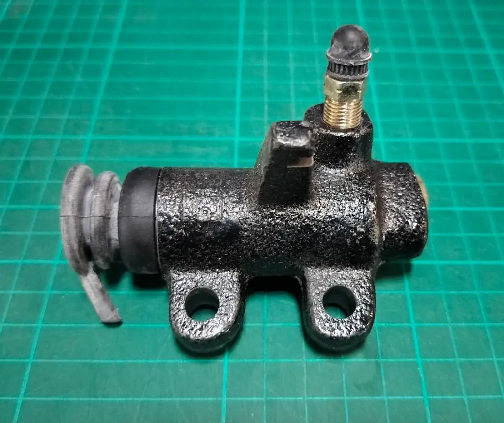 [BENECO] - แม่ปั๊มคลัทช์ล่าง 3/4" TOYOTA COLLOLA 4058 