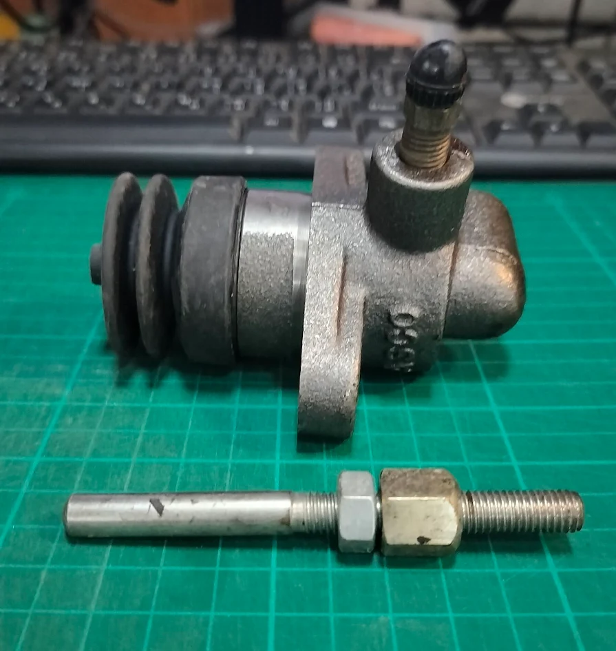 [ASCO] - แม่ปั๊มคลัทช์ล่าง ISUZU KS21 (29.6mm)