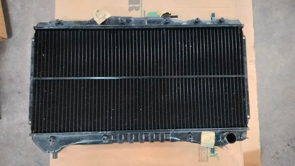 [TW] - หม้อน้ำ TOYOTA CORONA ST190 2.0 (MT) (ทองแดง)