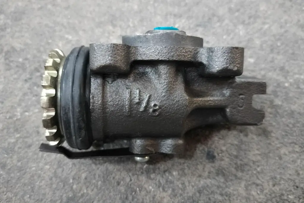 [ACB] - กระบอกเบรค FRL 1-1/8" ไม่มีไล่ลม ISUZU NKR