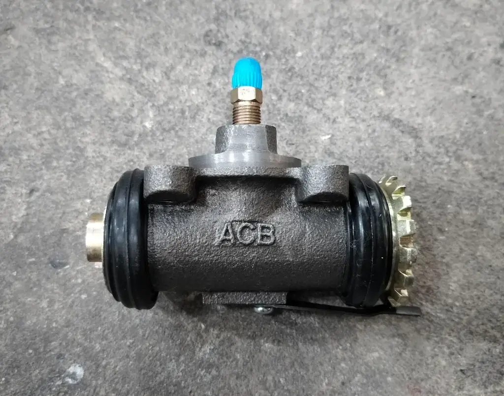 [ACB] - กระบอกเบรค RLU 7/8" มีไล่ลม ISUZU S250 79