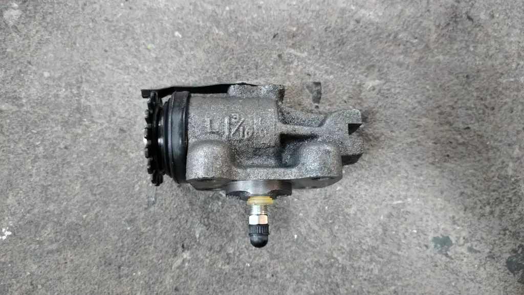 [ASCO] - กระบอกเบรค RRU 1-3/16" มีไล่ลม ISUZU NPR 115