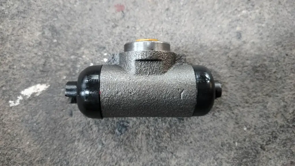 [TRW] - กระบอกเบรค RR 7/8" ไม่มีไล่ลม MITSUBISHI PAJERO 83-92
