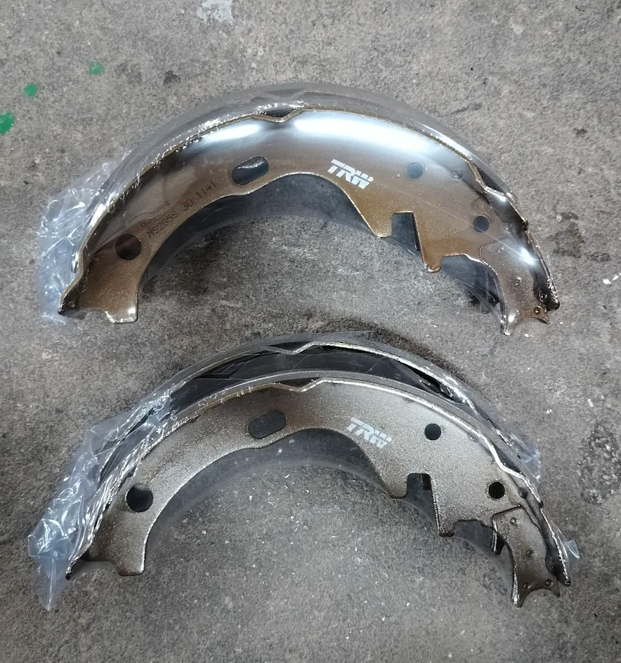 [TRW] - ก้ามเบรคหลัง NISSAN 720, BIG-M SD23, TD25
