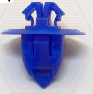 [I80] [S.PRY] - กิ๊บบังฝุ่นล้อ TOYOTA WISH 04 (สีน้ำเงิน)