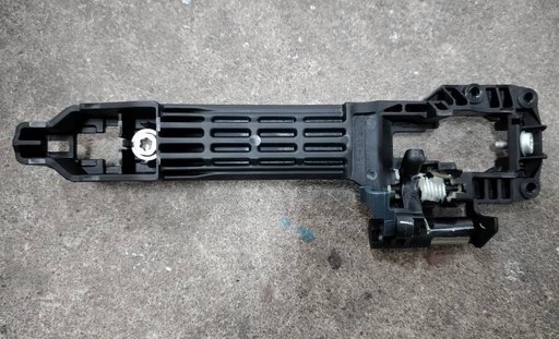 [69202-06010] [แท้] - ฐานมือเปิดหน้า LH TOYOTA VIGO, VIOS, CAMRY, ALTIS 
