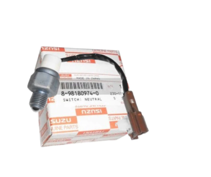 [8-98180974-0] [แท้] - สวิตช์ไฟถอย ISUZU D-MAX 20-ON (ปลั๊กสีน้ำตาล)