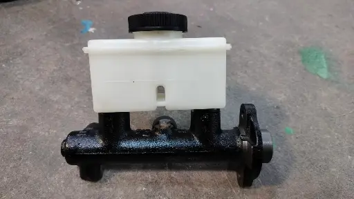 [F-2015] [BENECO] - แม่ปั๊มเบรค 2ตอน 13/16" MAZDA B2200