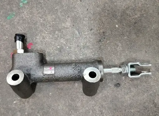 [M-3012B] [BENECO] - แม่ปั๊มคลัทช์บน 5/8" MITSUBISHI CANTER FE444