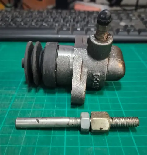 [8-94319304-1(ASCO)] [ASCO] - แม่ปั๊มคลัทช์ล่าง ISUZU KS21 (29.6mm)