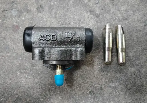 [9-47601-729-0(ACB)] [ACB] - กระบอกเบรค RR 13/16" มีไล่ลม ISUZU KBD