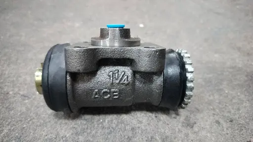 [47520-39105(ACB)] [ACB] - กระบอกเบรค FRL 1-1/4" ไม่มีไล่ลม TOYOTA DYNA BU20 6ล้อ