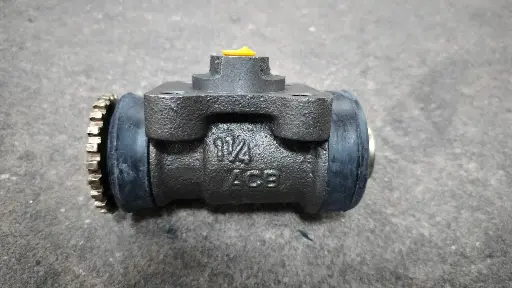 [47540-39105(ACB)] [ACB] - กระบอกเบรค FLL 1-1/4" ไม่มีไล่ลม TOYOTA DYNA BU20 6ล้อ