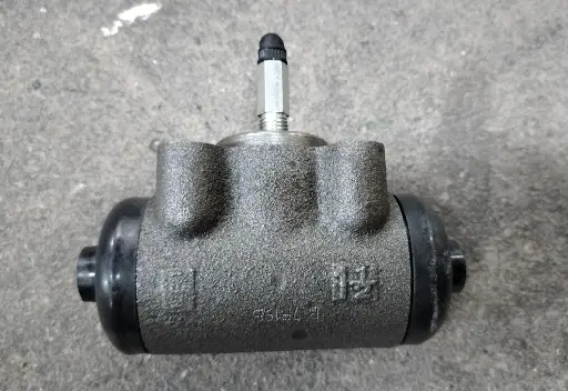[H-1008B] [BENECO] - กระบอกเบรคหลัง RR 1-1/2" มีไล่ลม HINO KT920, KR920