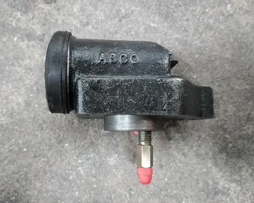 [47510-1071(ASCO)] [ASCO] - กระบอกเบรค FR 1-3/8" มีไล่ลม HINO KMT725, KMT920