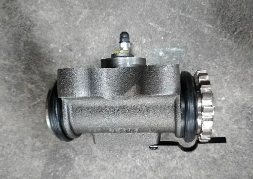 [M-1131B] [BENECO] - กระบอกเบรค RLU 1-1/2" ไม่มีไล่ลม MITSUBISHI FUSO FN527