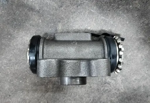 [47560-1320(Miyaco)] [Miyaco] - กระบอกเบรค RRL 1-1/2" ไม่มีไล่ลม HINO FM (ล่าง)