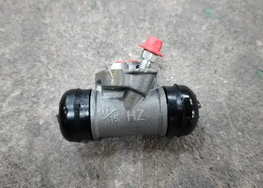[0 986 AB8 001] [BOSCH] - กระบอกเบรค RL 11/16" มีไล่ลม TOYOTA ALTIS 02, VIOS 03-06