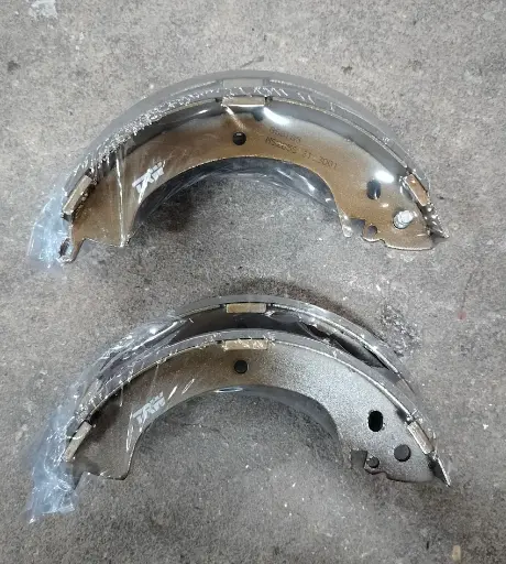[GS8185] [TRW] - ก้ามเบรคหลัง MITSUBISHI CYCLONE 88-96, STRADA 98-05 2WD-4WD