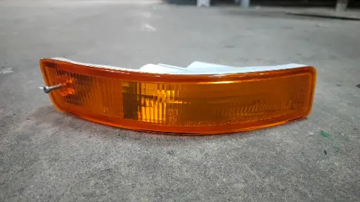 [81511-12770] [แท้] - เสื้อไฟกันชน RH TOYOTA AE100-101 (สีส้ม) (ยาว) (250mm)
