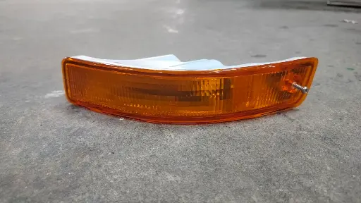 [81521-12750] [แท้] - เสื้อไฟกันชน LH TOYOTA AE100-101 (สีส้ม) ยาว 250mm