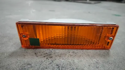 [MB912715] [แท้] - ไฟกันชน LH MITSUBISHI L200 94-96